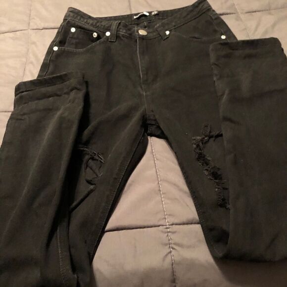 Women’s boo-hoo blue destroyed black jeans size 4 - Picture 2 of 6
